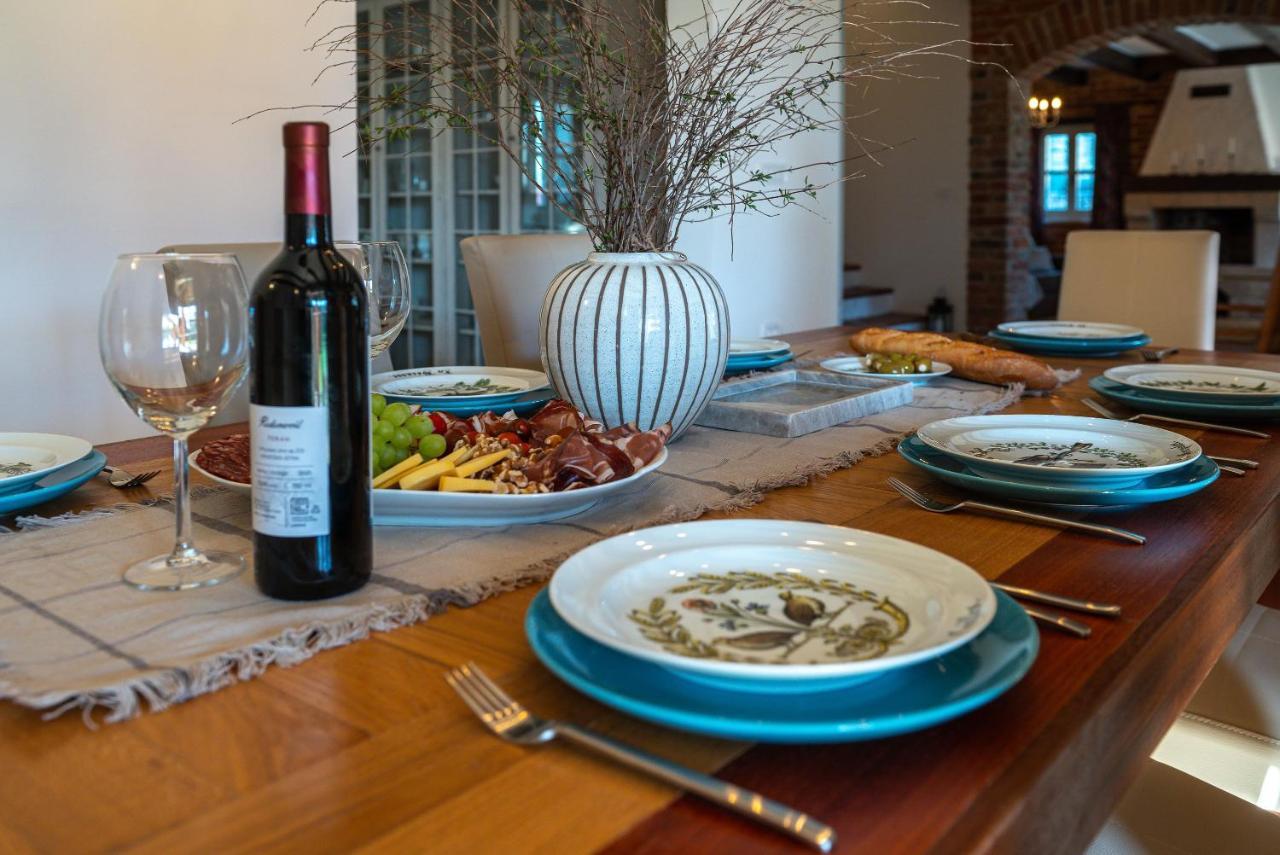 Villa Avalon - Luxury With Pool In The Centre Of Istria
